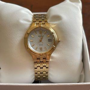 Seiko gold solar watch